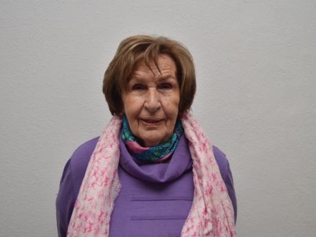 Barbara Holzer